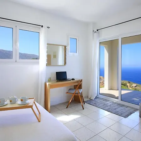 Villa With 180 Degree Sea View - Sleeps 2-6 Agia Pelagia (Creta)