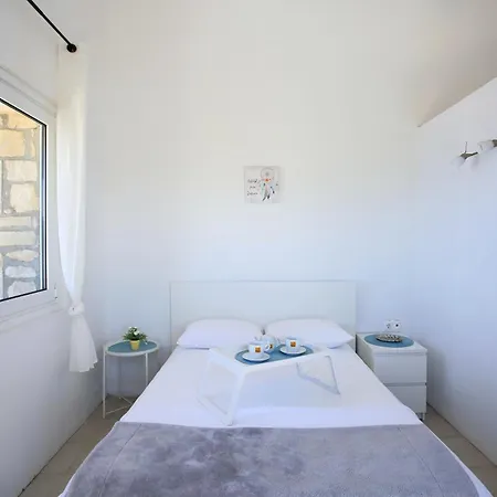 With 180 Degree Sea View - Sleeps 2-6 Agia Pelagia (Creta)